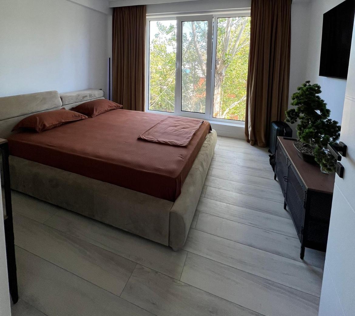 Apartament 3 Camere Vila Cristal Neptun Exterior photo